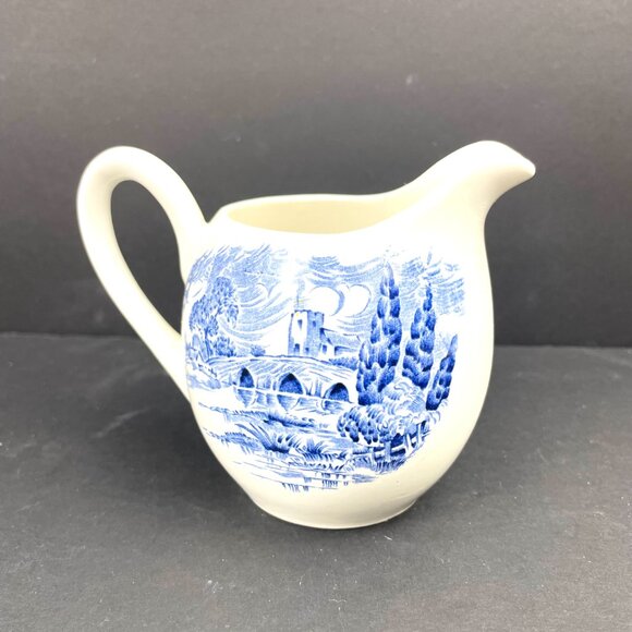 Vintage Set Wedgwood “Countryside” Creamer-2 Saucers Blue Transferware England - Picture 8 of 10